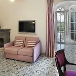 Maria فندق