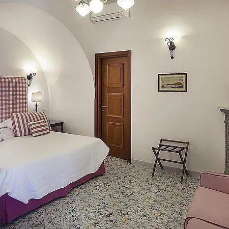 Maria Ξενοδοχείο 4*