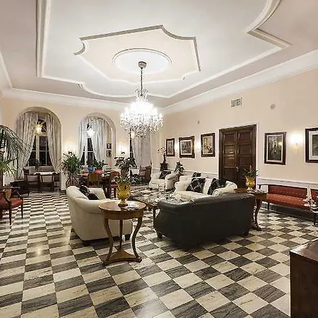 Hotel Maria 4*