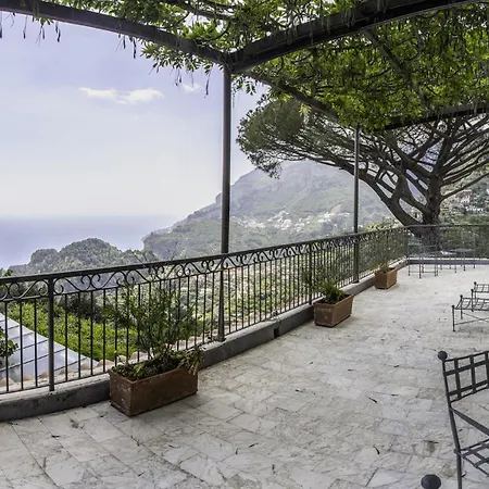 Отель Maria Равелло