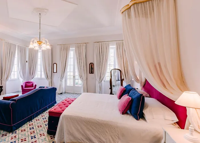 فندق Maria 4*