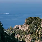 Maria Hotel