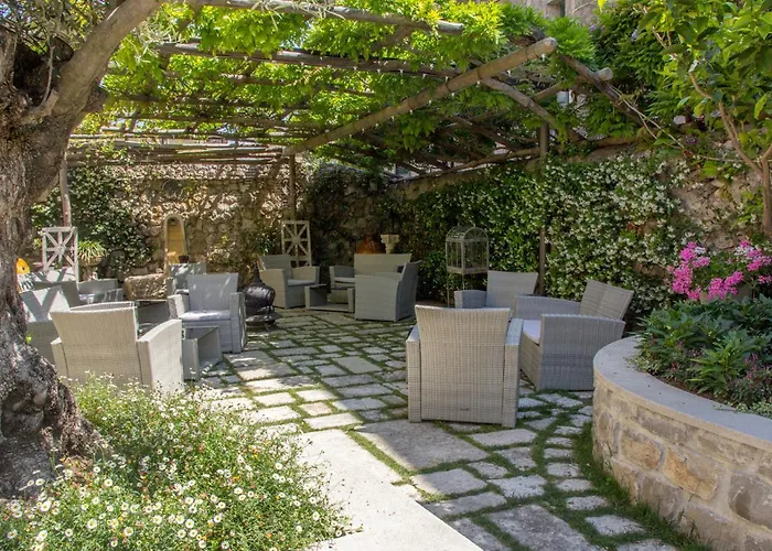 Maria Hotel 4*